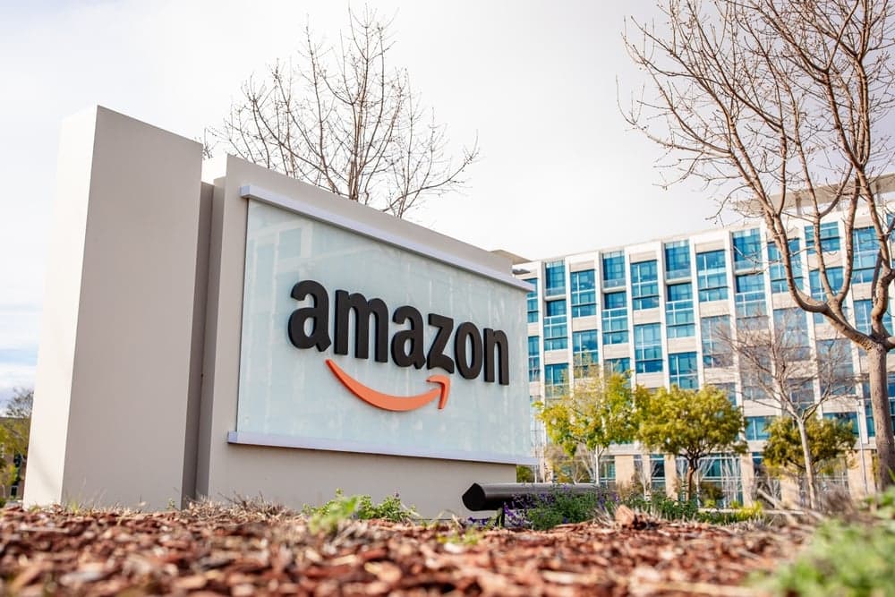 Amazon Expands Its Carbon Credit Strategy with Lower-Carbon Fuel and Superpollutant Solutions • Carbon Credits