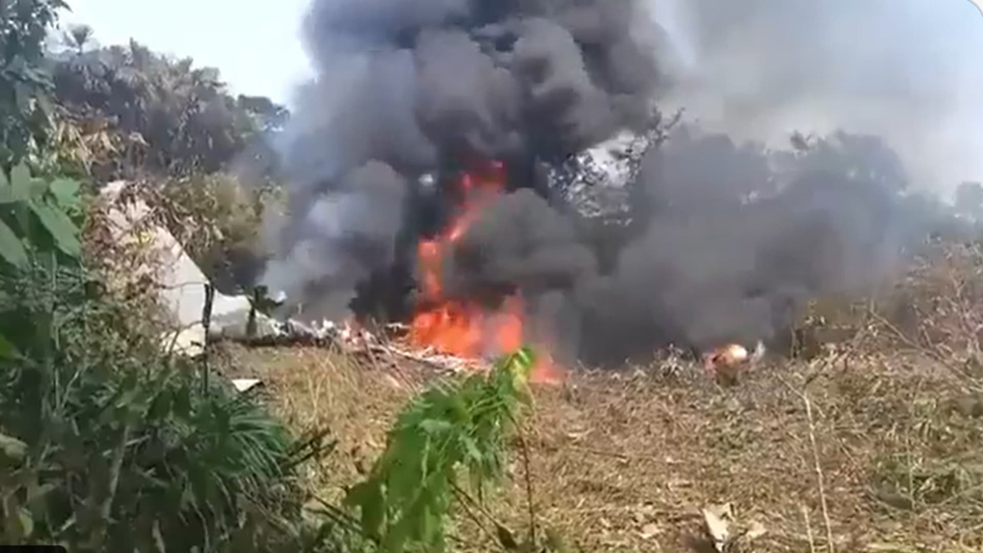 Colombia military plane crash leaves one dead, dozens missing