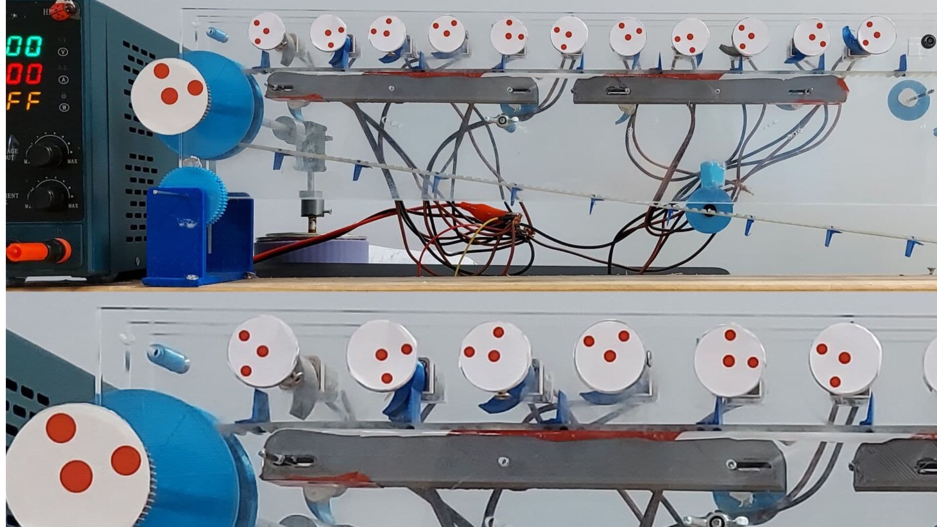 Scientists build motor network that behaves like human muscles